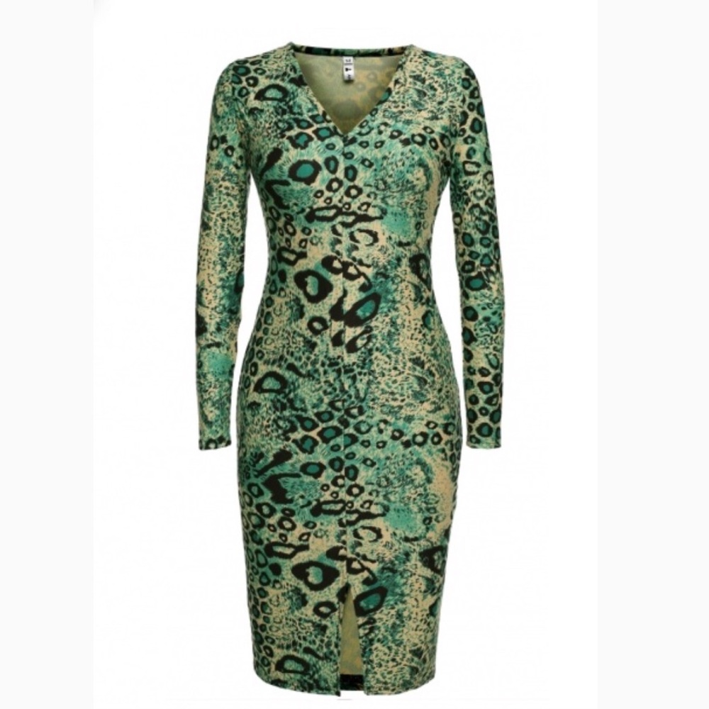 Cheetah Long Sleeve Dress - Picture 7 of 9